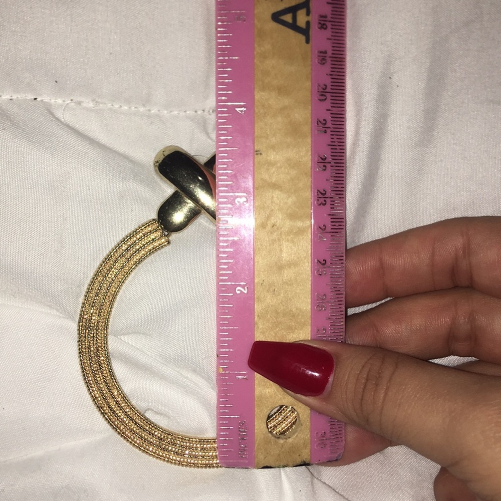 Gold hoops - Picture 3 of 4